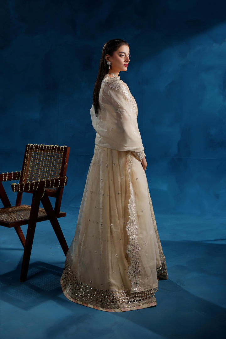 NAZMAIRA – TBR-8015